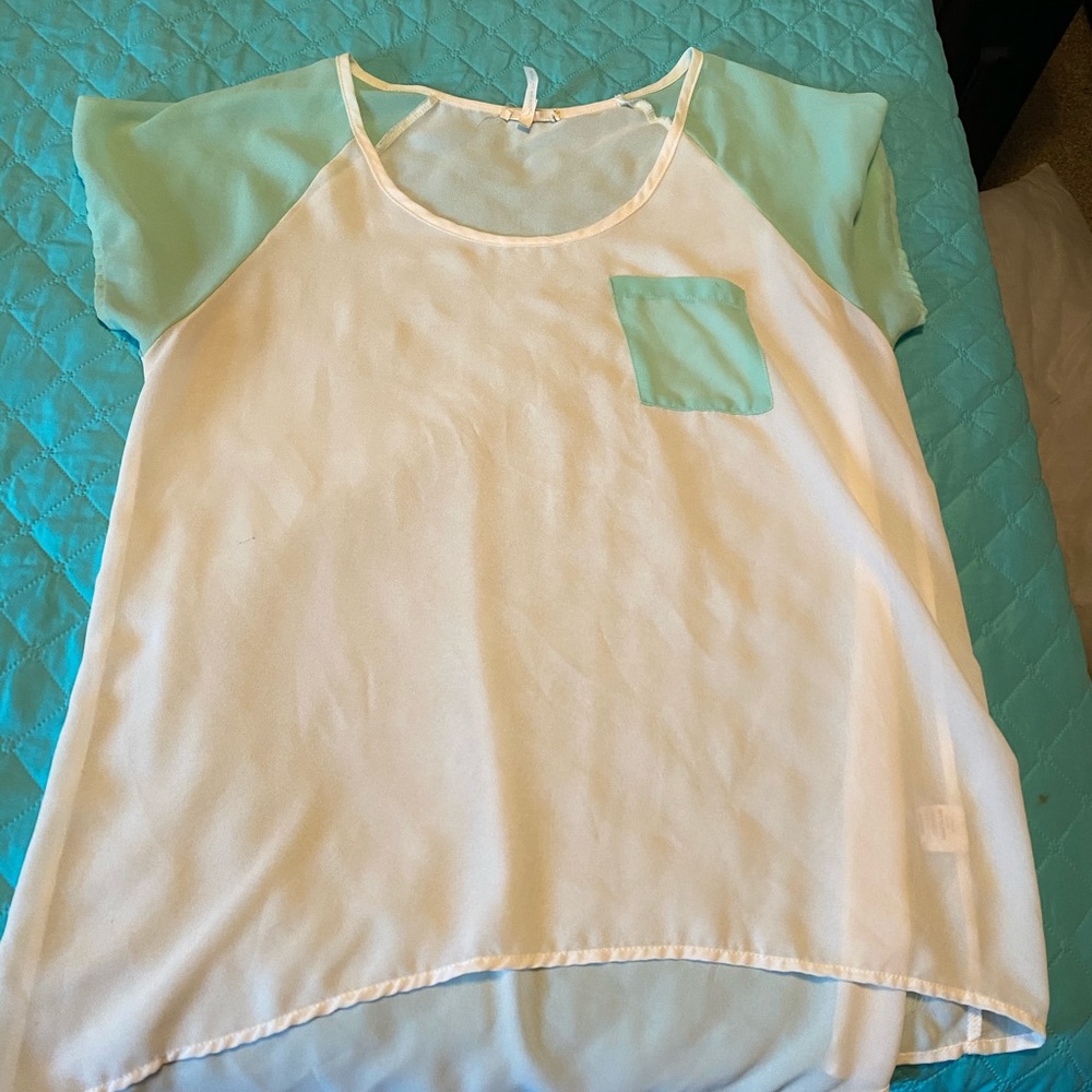 Short sleeve shirt